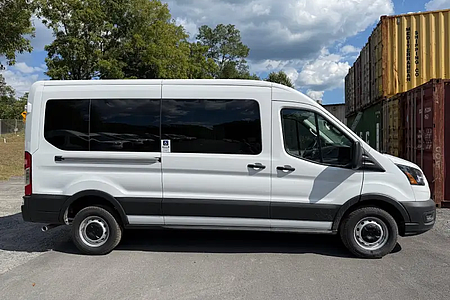 2026-Ford-Transit-150-148-img2
